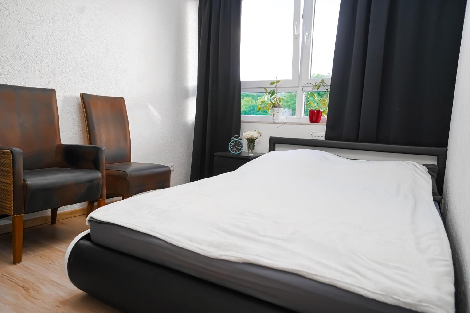 1-Zimmer In Moderner Wohnung Im Herzen Von Darmstadt - Zentrale Lage, Komfort & Wlan - Zimmername Bonn Esterno foto